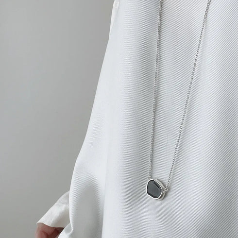Lulu long necklace